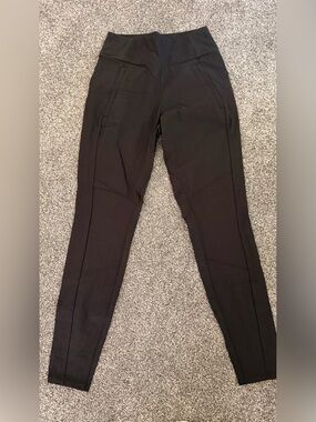 Athleta Black Hybrid Trek Tight